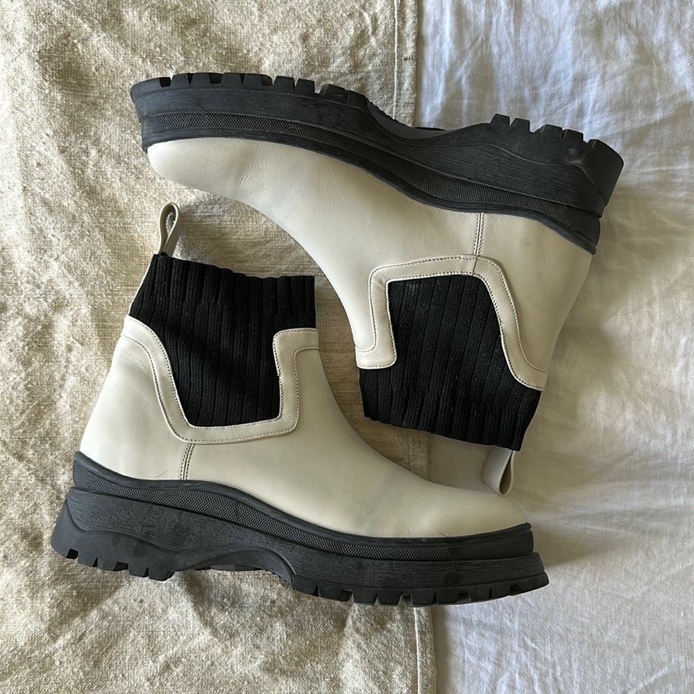 Staud Bow Lug Sole Chelsea Boot